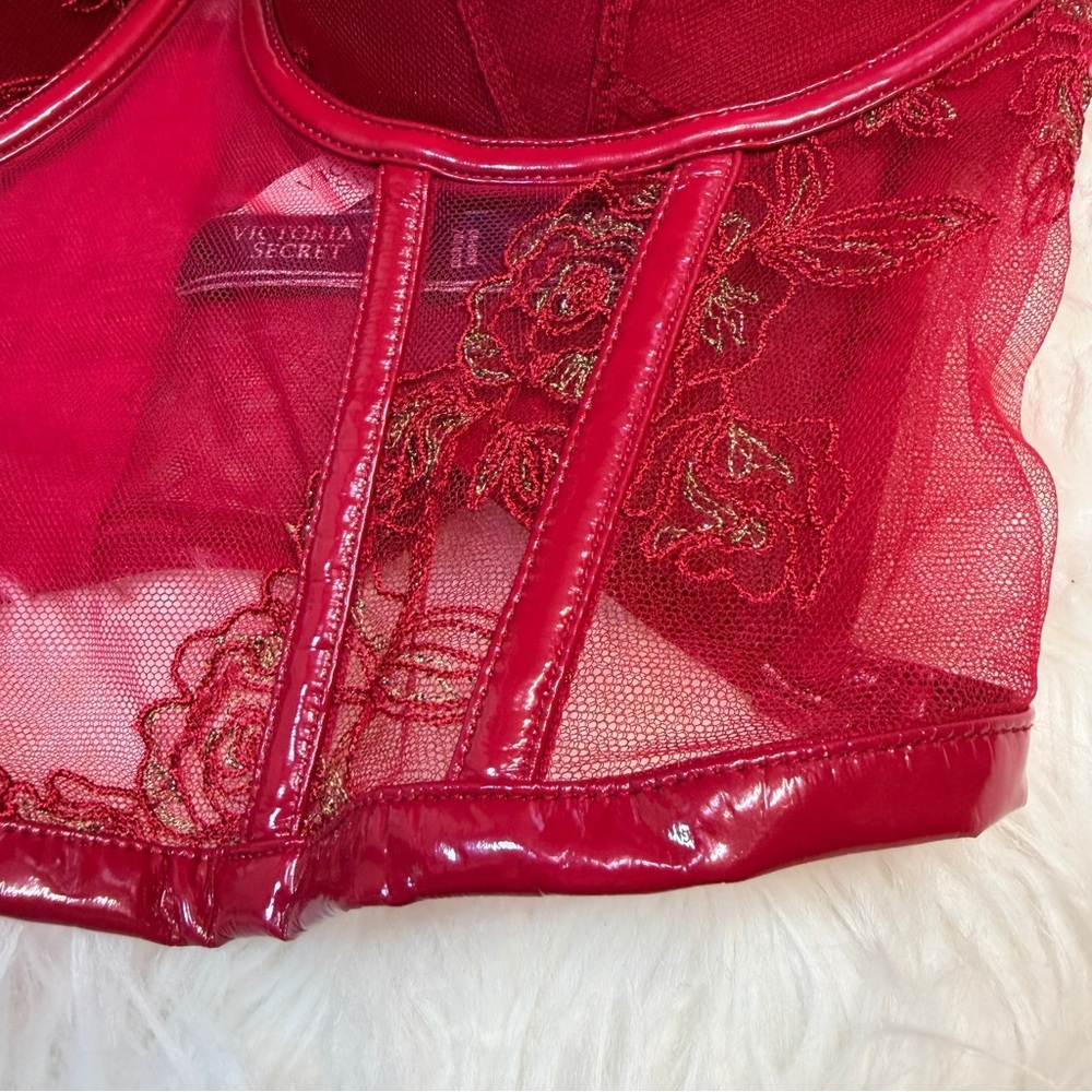 Victoria's Secret Red Lace Corset Bra Embroidered Gold New With Tags Lingerie - Picture 5 of 8